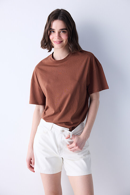 Oversize Kahverengi Tişört - 4