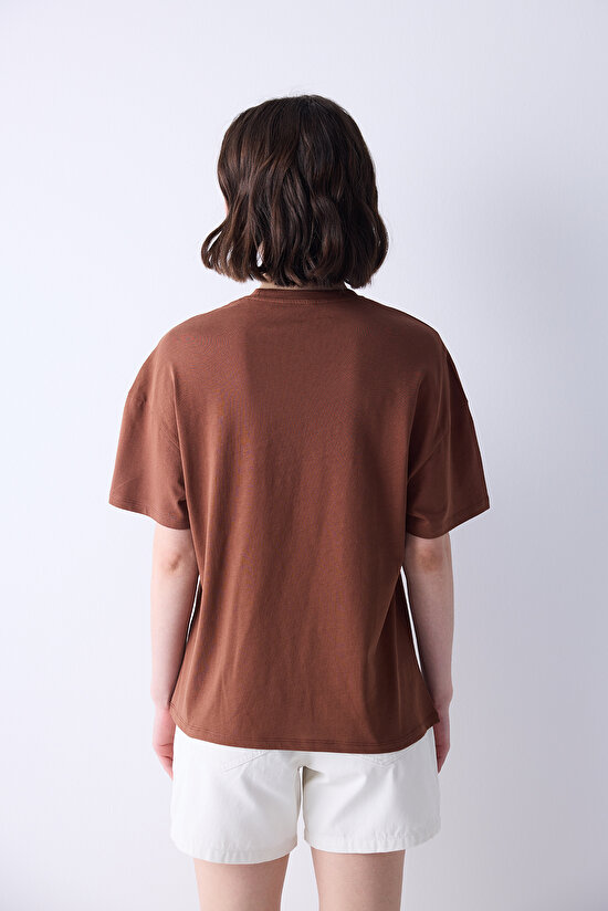 Oversize Kahverengi Tişört - 8