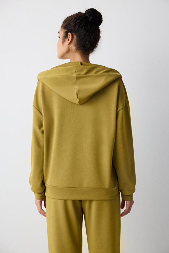 Hardal Renk V Yaka Kapüşonlu Silky Touch Sweatshirt Hardal Renk V Yaka Kapüşonlu Silky Touch Sweatshirt - 6