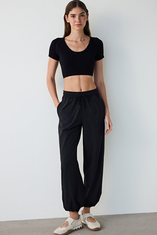 Siyah Dikişsiz Slim Fit Kısa Kollu Crop Spor Üst - 6