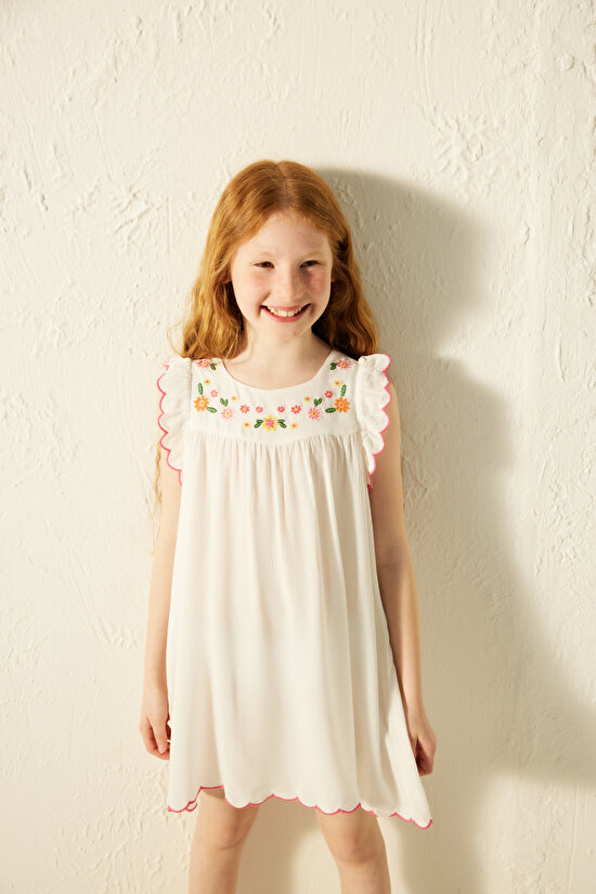 Kız Çocuk Papatya Desenli Beyaz Elbise - 2