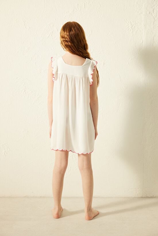 Kız Çocuk Papatya Desenli Beyaz Elbise - 5