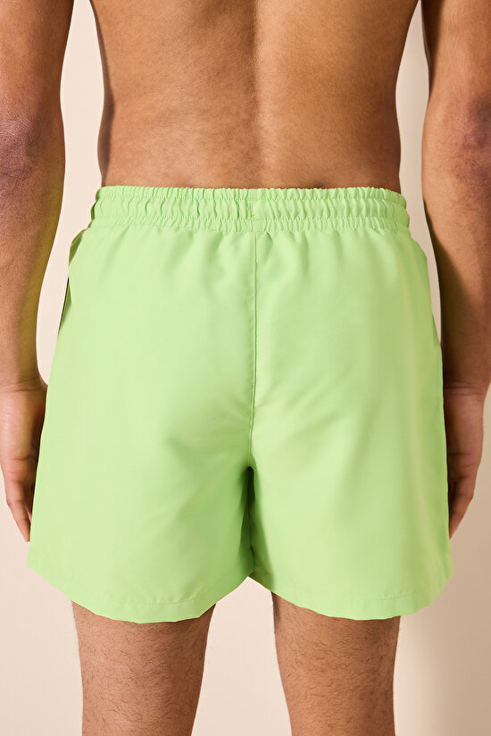 Man Light Green Sea Short - 7