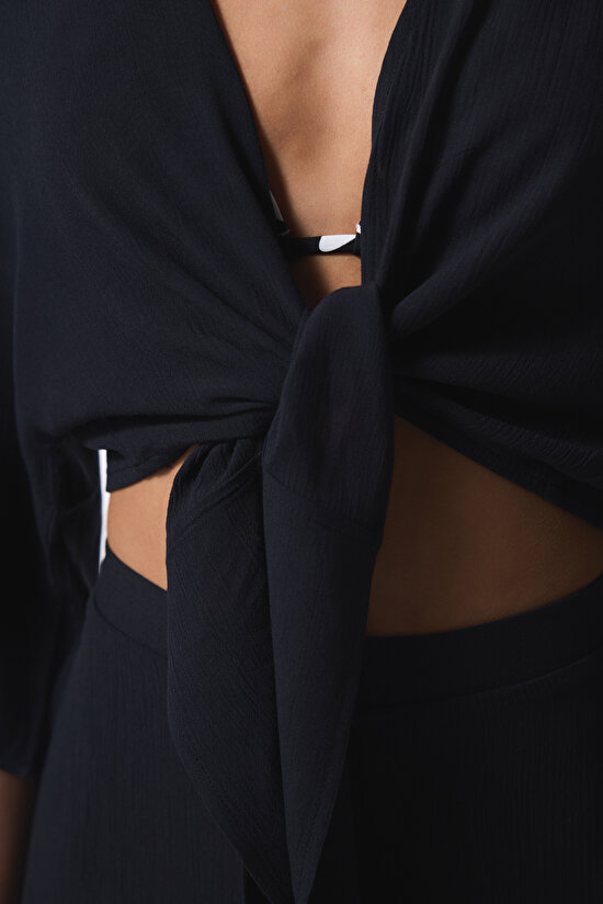 Carrie Black Top - 3