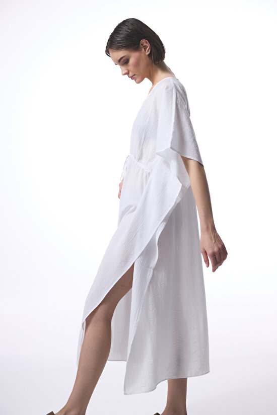 Beyaz Çiçekli Bağlama Detaylı  Kimono - 3