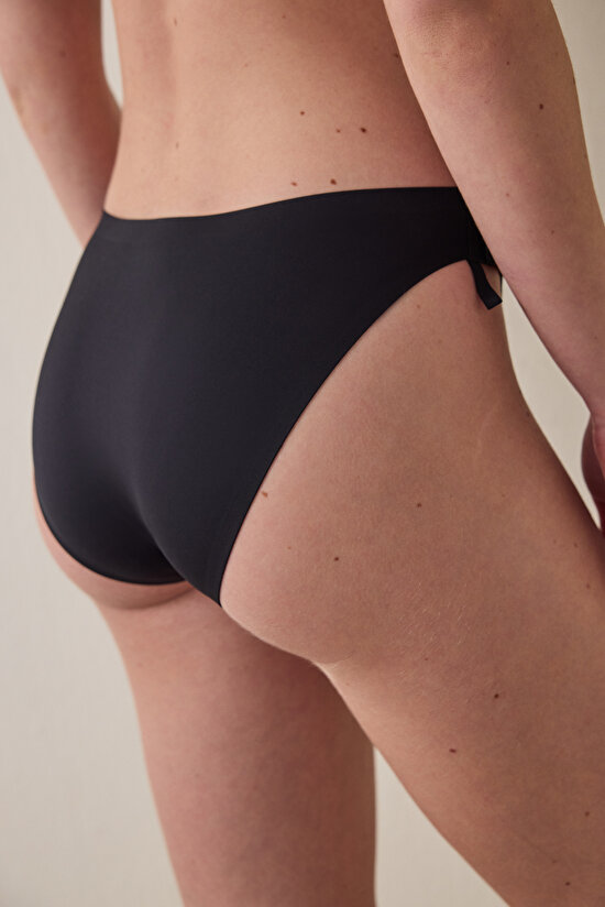 Black Seamless Non-Trace Mid Waist Briefs - 4