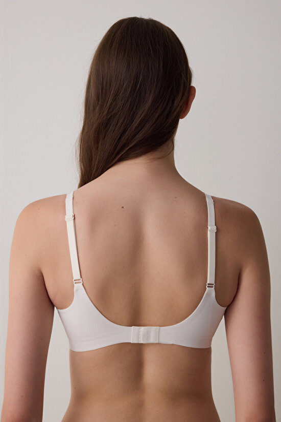 Ecru Fit Seamless Non-wired Removable Cupped Low-Cut Bra - 5