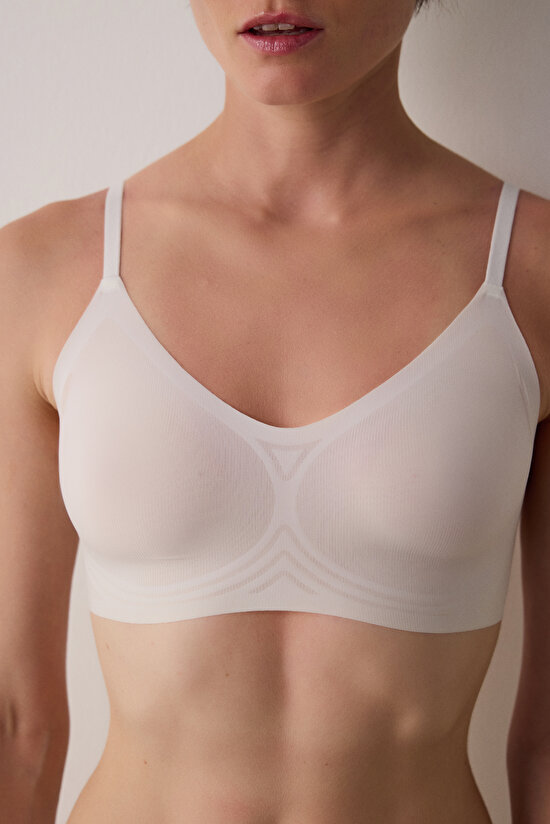 Ecru Zero Gram Seamless Removable Cupless Bra - 1