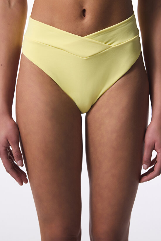 Sarı V Kesimli Slip Bikini Altı - 1