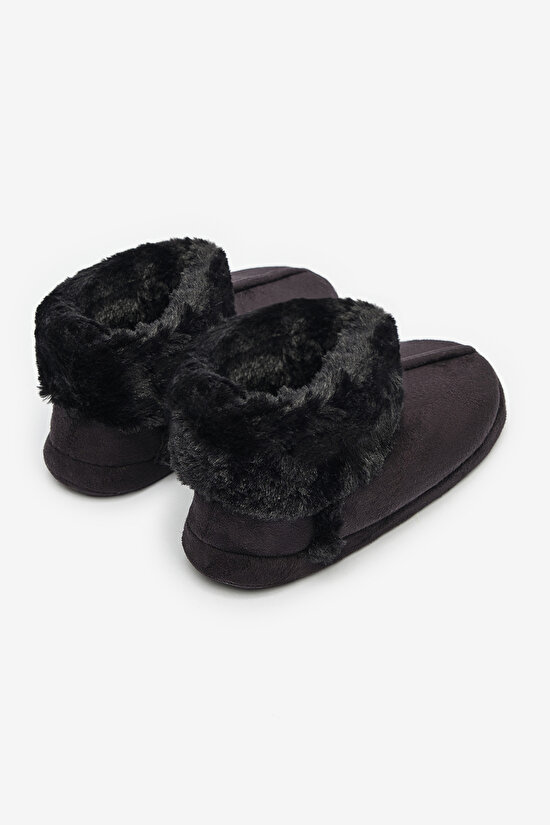 Alice Siyah Ev Botu - 4