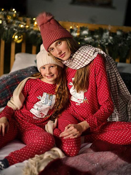 Kız Çocuk Hidden Place Slogan Baskılı Termal Kırmızı Pijama Takımı - 1