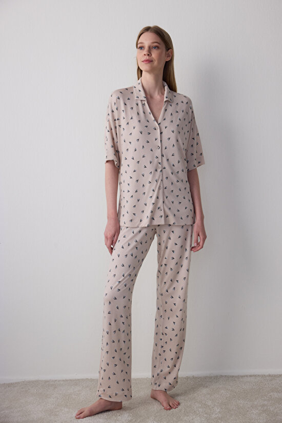 Collagen Floral Gömlekli Pantolon Bej Pijama Takımı - 1