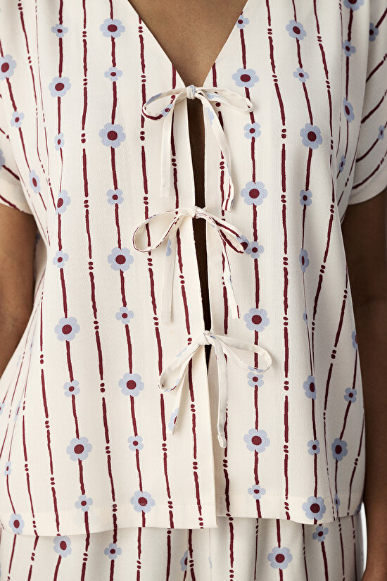 Renkli Floral Bliss Şortlu Pijama Takımı - 5