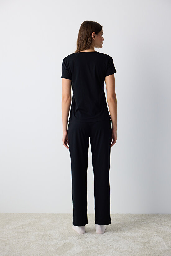 Pamuklu Gas-Lighting Siyah Pantolon Pijama Takımı - 5