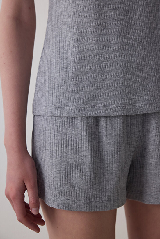 Gri Melanj Lilah Dantel Detaylı Ayarlanabilir Askılı Şortlu Pijama Takımı - 3