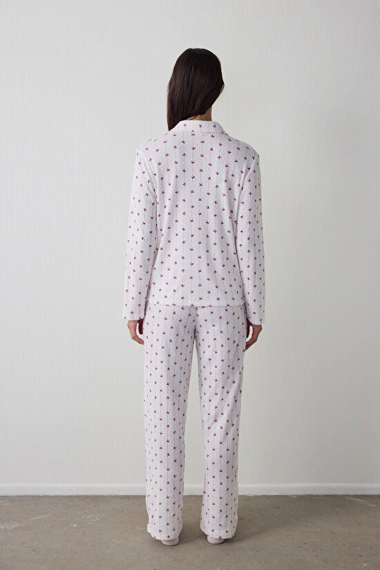 Kırık Beyaz Fiyonk Desenli Gömlek Yakalı Uzun Kollu Pijama Takımı - 5