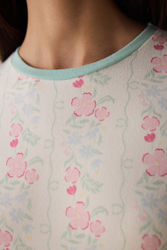 Gardenya Cute Flowers Termal Etkisi Bisiklet Yaka Uzun Kollu Pijama Üstü - 4