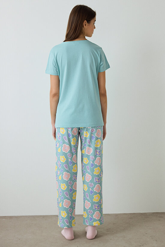Mint Green With Love Floral Patterned V-Neck Short Sleeve Pajama Set Mint Green With Love Floral Patterned V-Neck Short Sleeve Pajama Set - 4