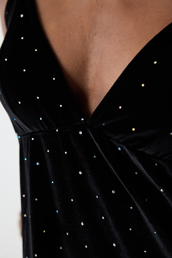 Party Velvet Black Dress - 4