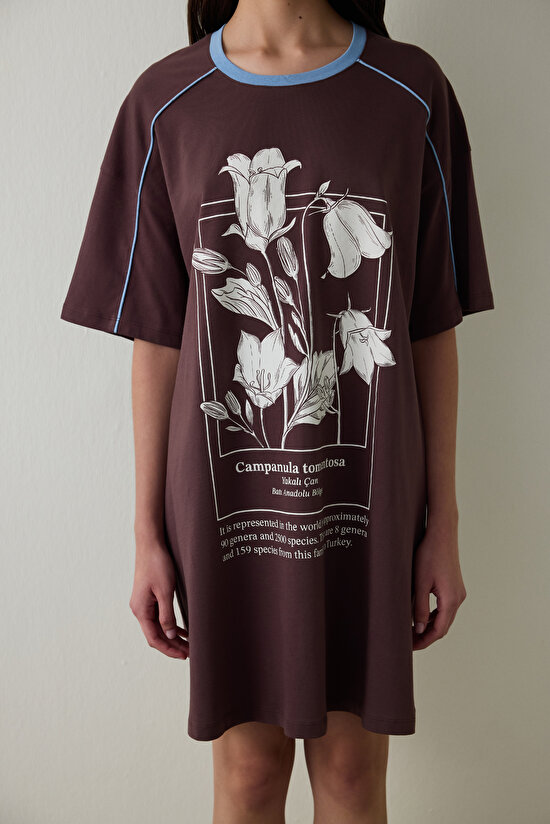 Kahverengi Çiçekli Bisiklet Yaka Kısa Kollu Pamuklu Çan Gecelik - Inspired by Flora - 3
