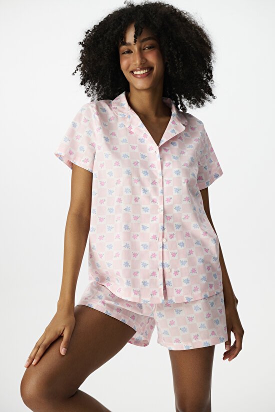 Kırık Beyaz Travel Flowers Pamuklu Gömlek Şortlu Pijama Takımı - 2