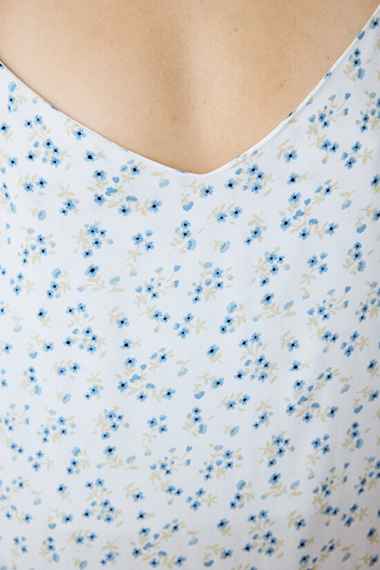 Optik Beyaz Lilah Çiçekli V Yaka Ayarlanabilir Askılı Gecelik - 3