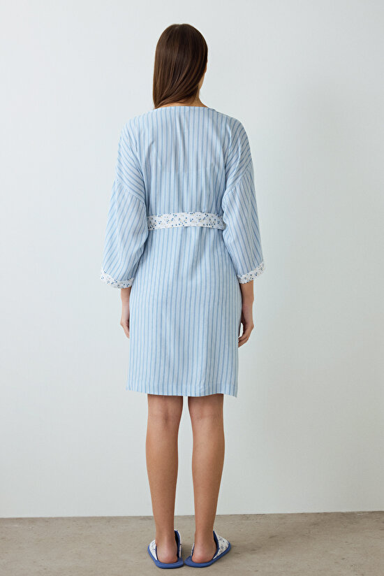 Açık Mavi Lilah Çizgili Bağlama Detaylı Kısa Kollu Sabahlık - 4