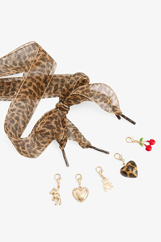 Kahverengi Leopar Desenli Ayakkabı Charmı - 4