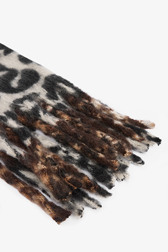 Colorful Erica Striped Soft Texture Scarf - 3