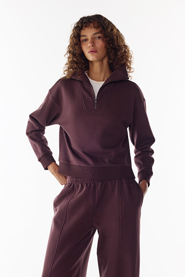 Koyu Bordo Yarım Fermuarlı Şardonlu Sweatshirt - 2 AL 1 ÖDE