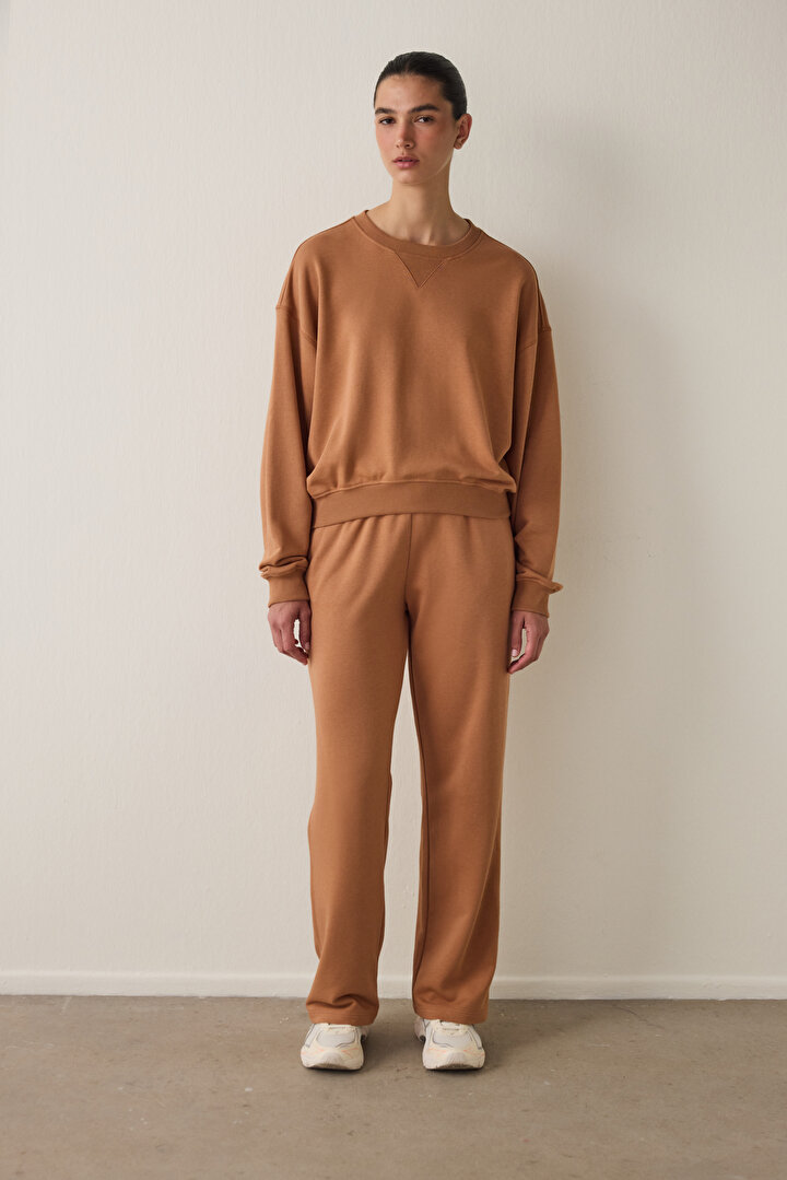 Light Brown Curvy Edge Crew Neck Oversize Crop Sweatshirt - 2