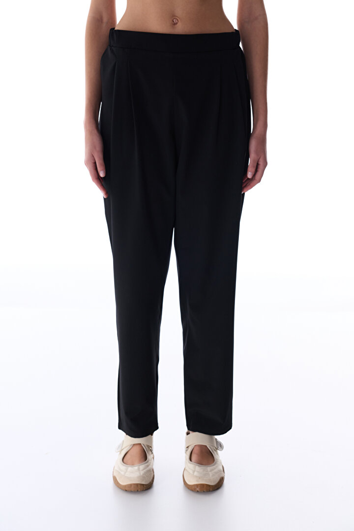 Siyah Pileli Paraşüt Pantolon - 2