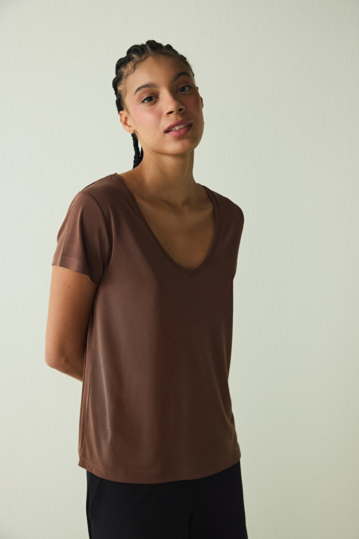 Cappuccino V Neck Short Sleeve Modal T-Shirt - 1