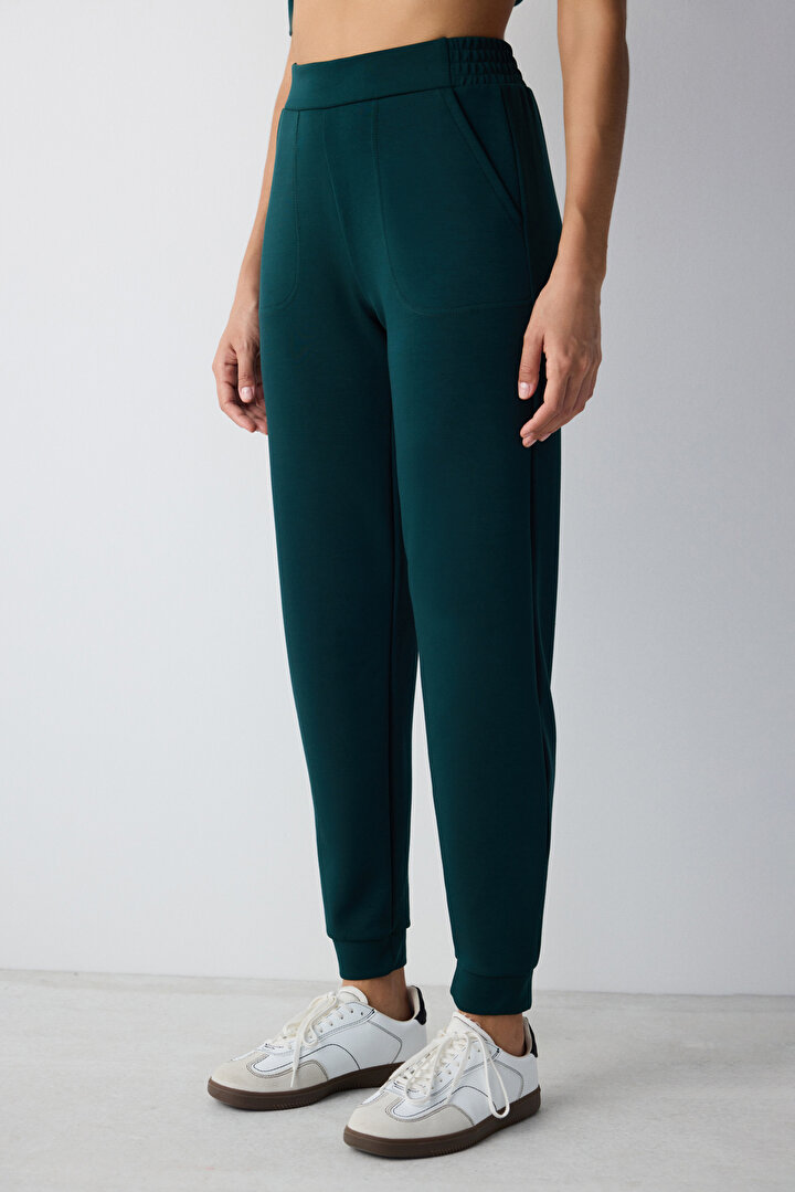 Silky Feel Pocket Detailed Dark Green Jogger - 1