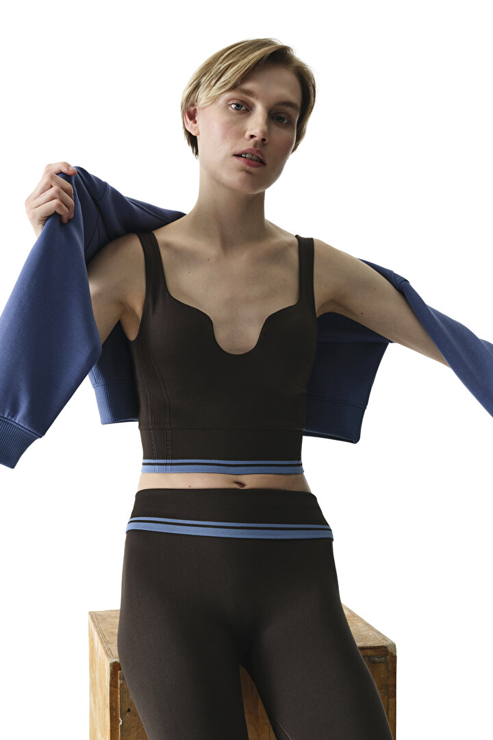 Khaki Seamless Sweetheart Neck Removable Pad Sports Bra - 1