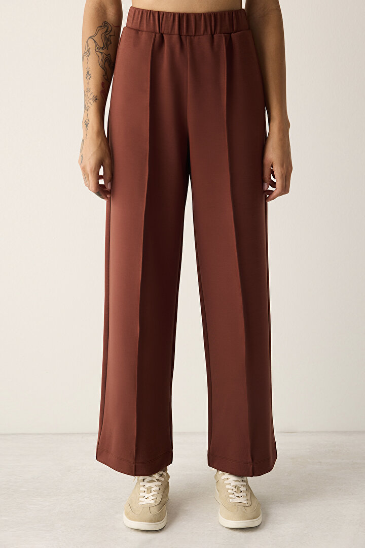 Wide Leg Nervour Jogger - 1