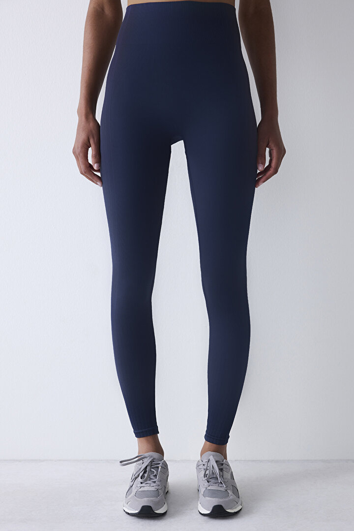 Seamless Line Detail Legging - 2