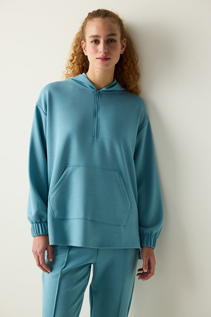 Silky Feel Zipped Sweatshirt - 1