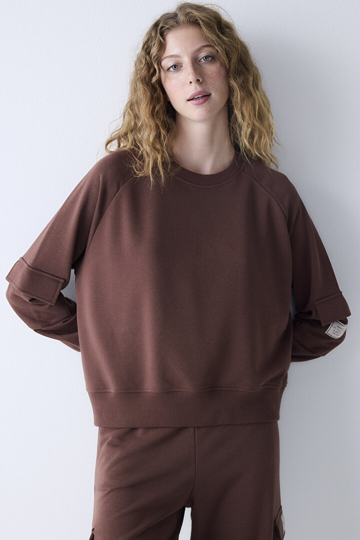 Kahverengi Cep Detaylı Sweatshirt - 1