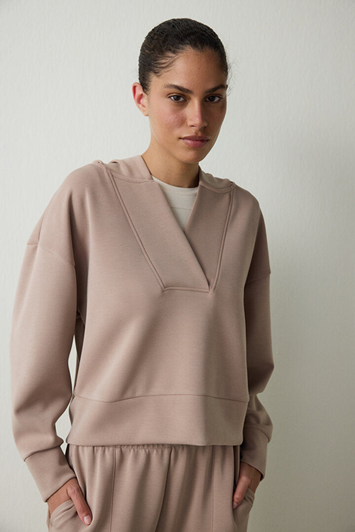 Bej Kapüşonlu Modal Crop Sweatshirt - 1