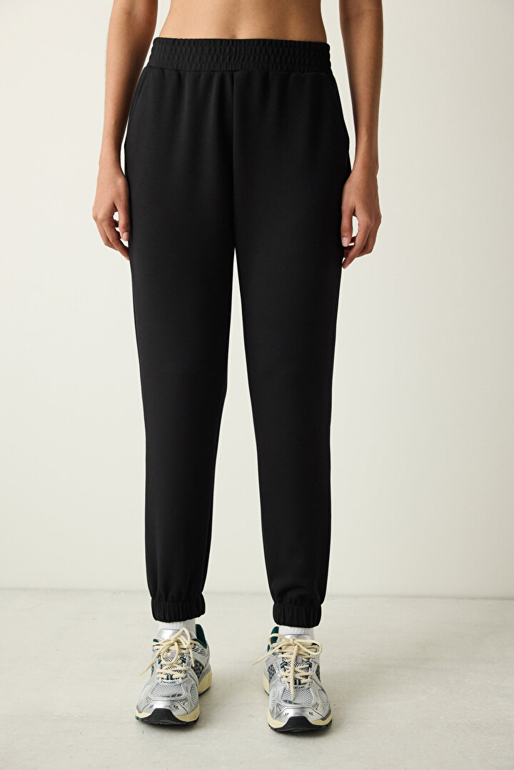 Silky Feel Jogger - 2