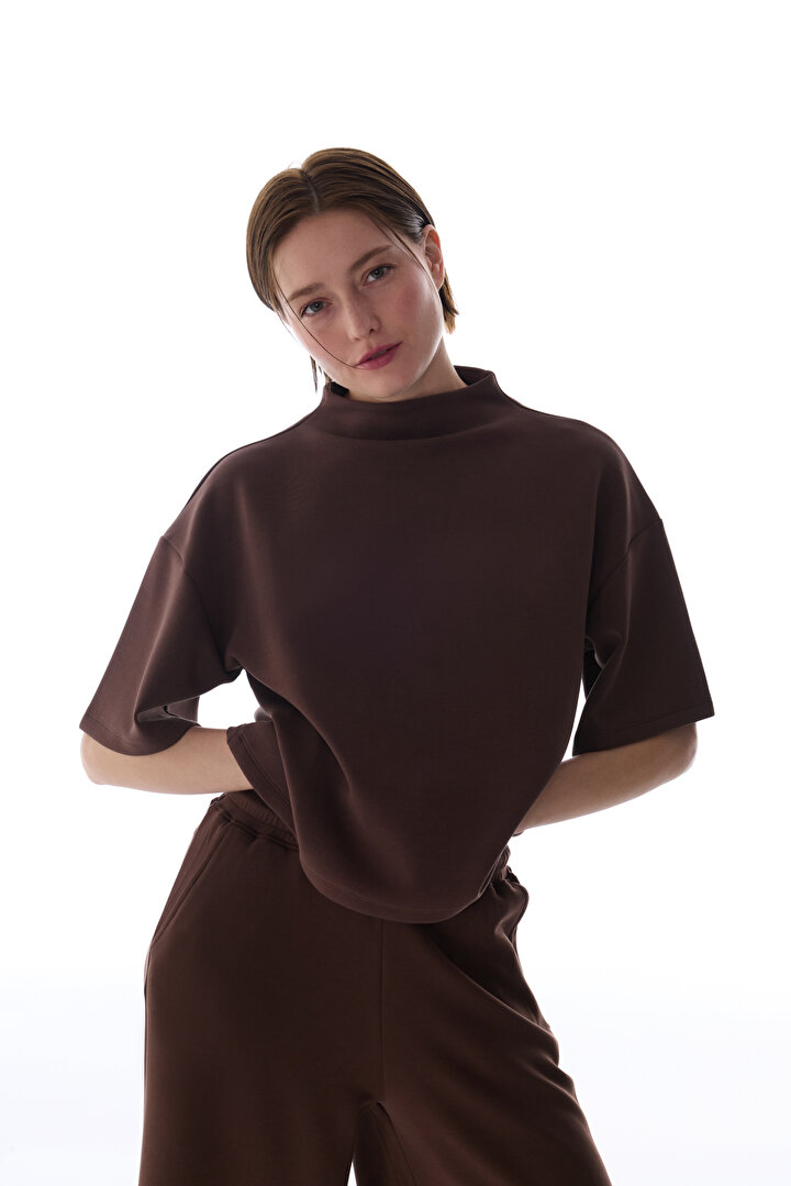 Brown Crop Modal Top - 1
