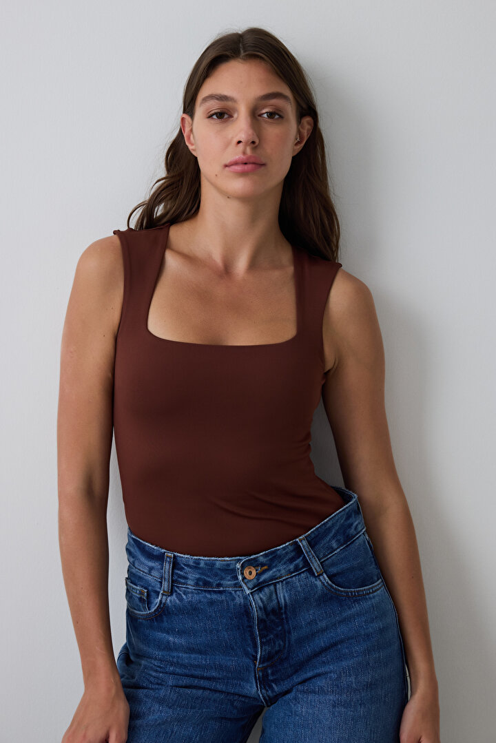 Cappuccino Square Neck Thick Strappy Slim Fit Bodysuit - 2