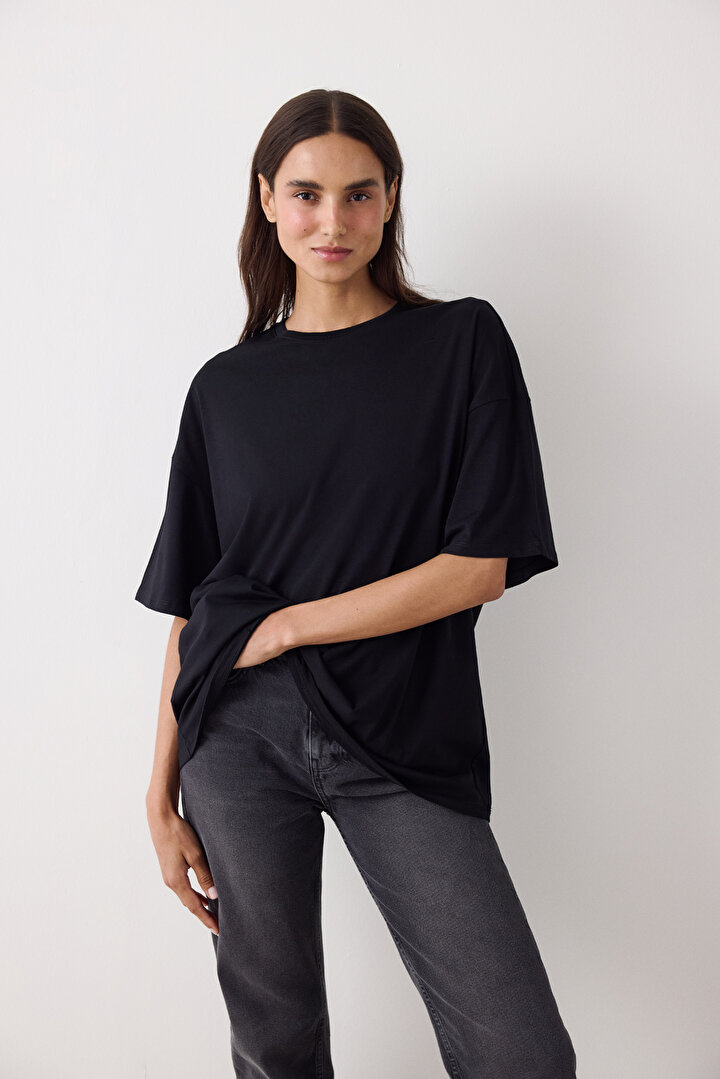 Black Essential Short Sleeve Oversize T-Shirt - 2
