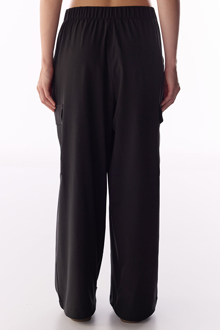 Black Pleated Cargo Trousers - 2
