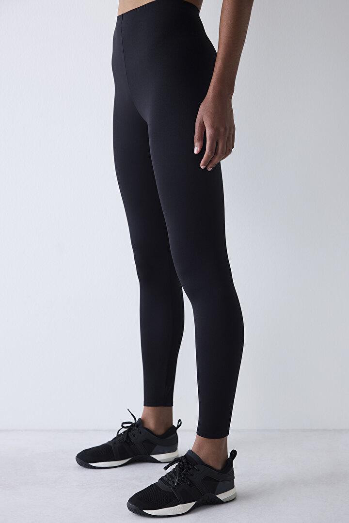Black Miracle Fit Crop Leggings - 1