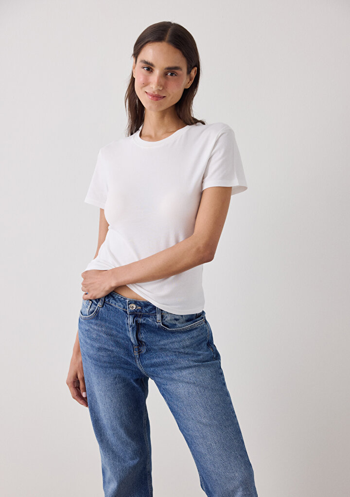 Kırık Beyaz Basic Slim Fit Bisiklet Yaka Tişört - 2