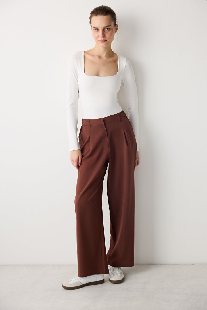 Loose Fit Pants - 2