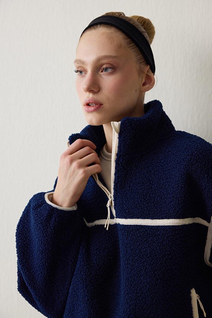 Indigo Thermal Effect Contrast Detail Polar Stand Collar Jacket - 2