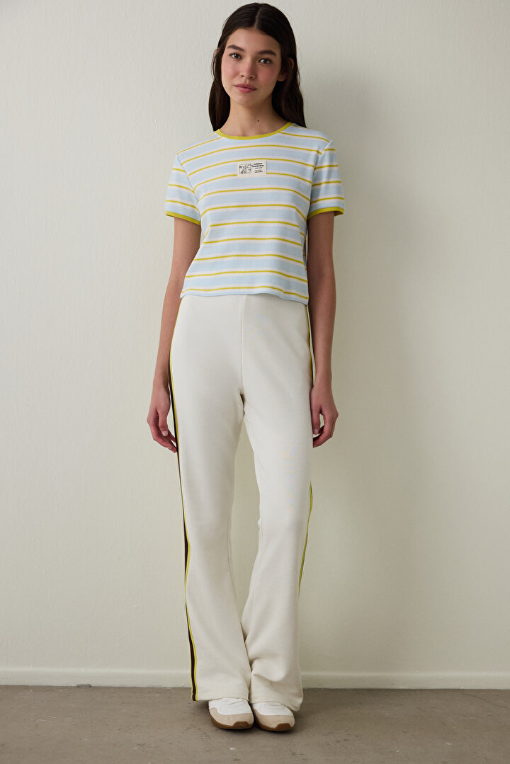 Açık Mavi Bozkır Lalesi Bisiklet Yaka Çizgili Crop Tişört - Inspired by Flora - 1